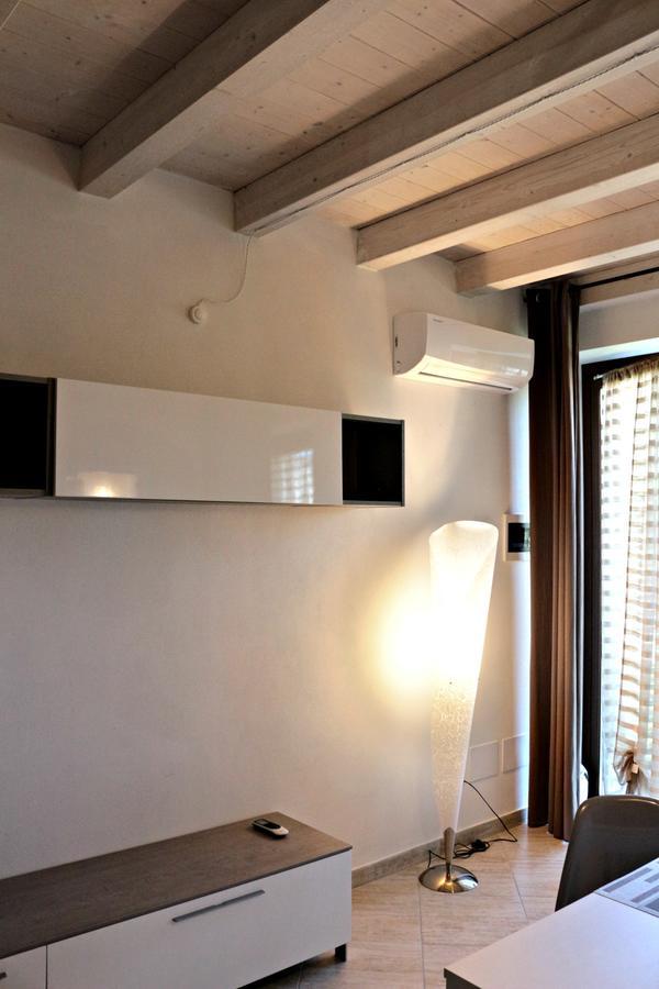 Paradeisos Residence Sas Somma Lombardo Exteriér fotografie