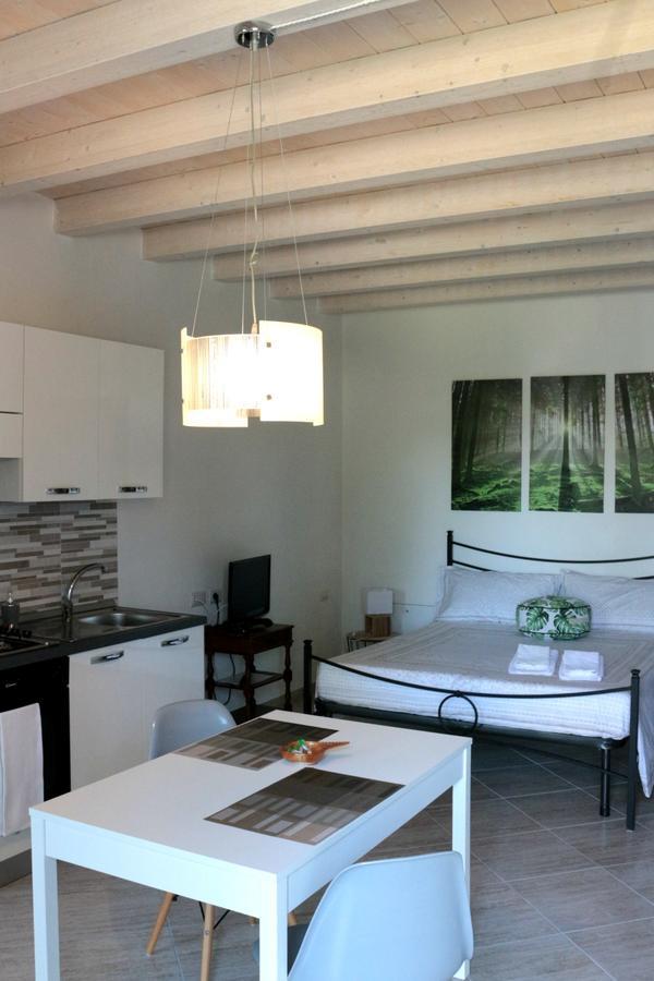 Paradeisos Residence Sas Somma Lombardo Exteriér fotografie
